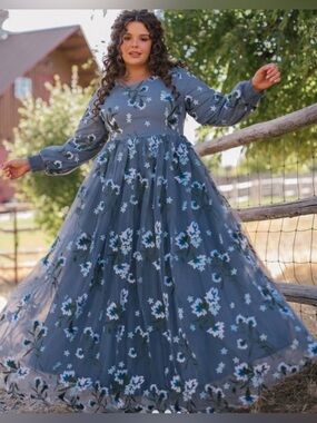 NWT Jessa Kae Rowan Blue Floral Maxi Dress Sheer Overlay Plus Size 1X Formal